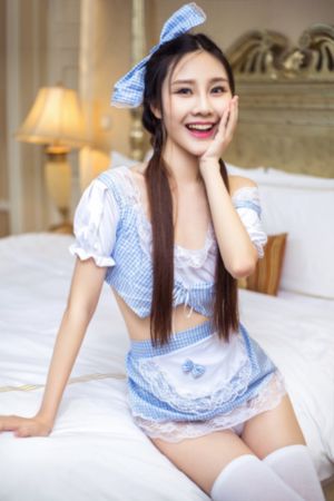 八戒网站午夜在线观看美女